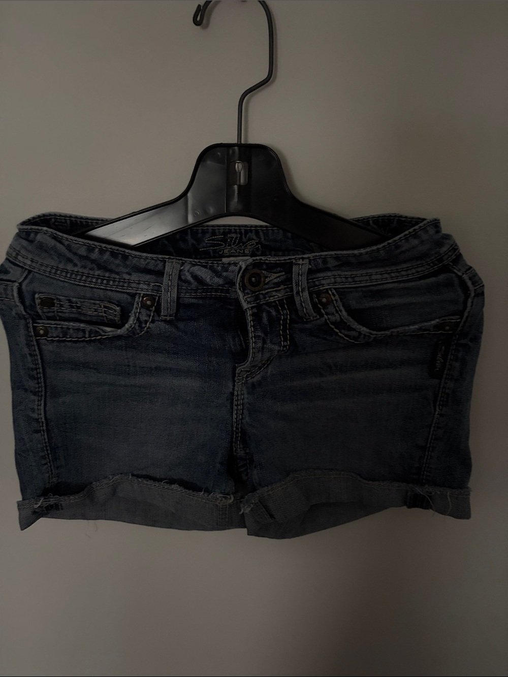 Silver Jeans Dark Blue Cuffed Grunge Y2K Denim Shorts